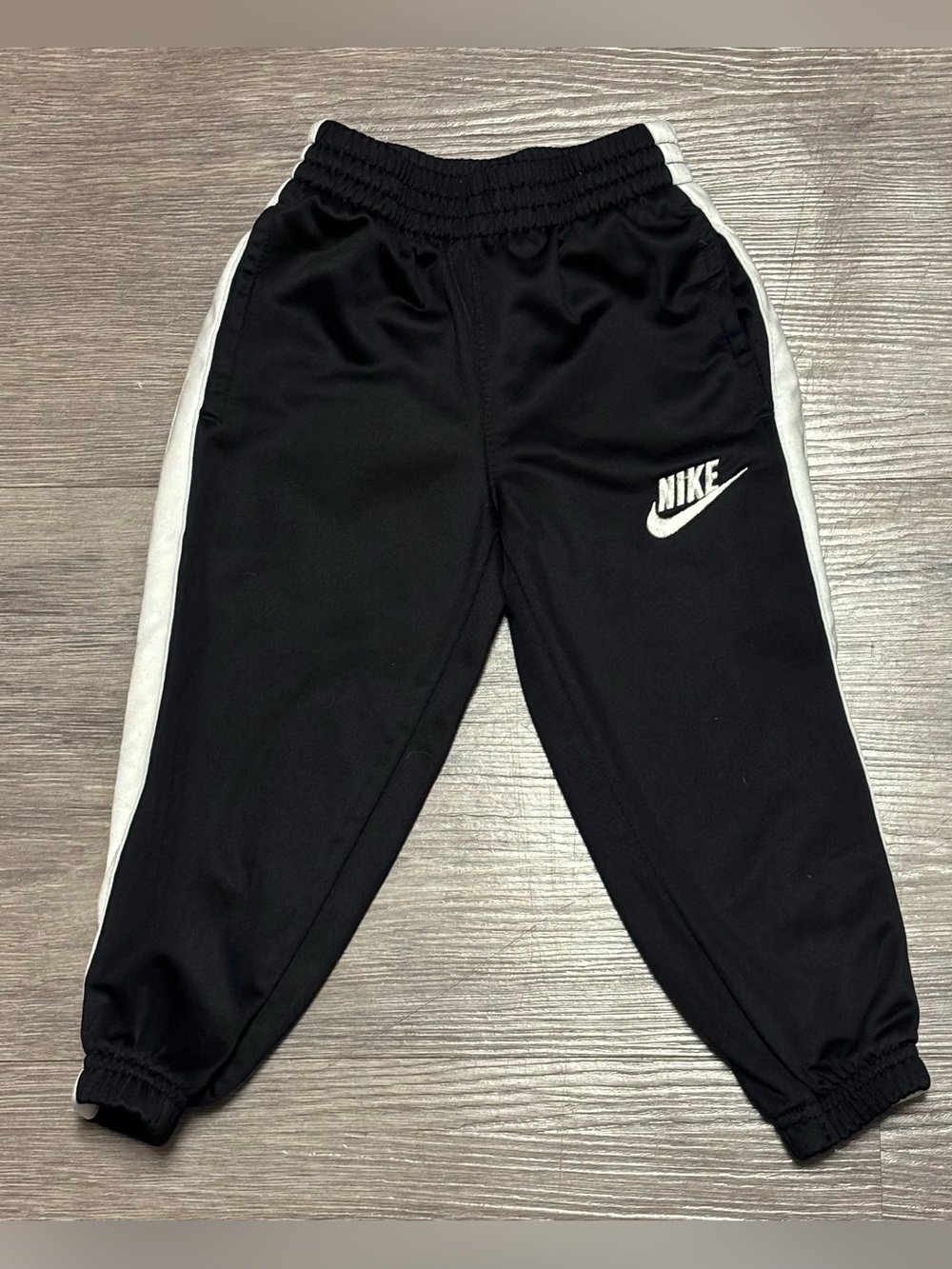 Nike Toddler Boys/Girls Classic Tricot Track Pants | Black & White | 2T